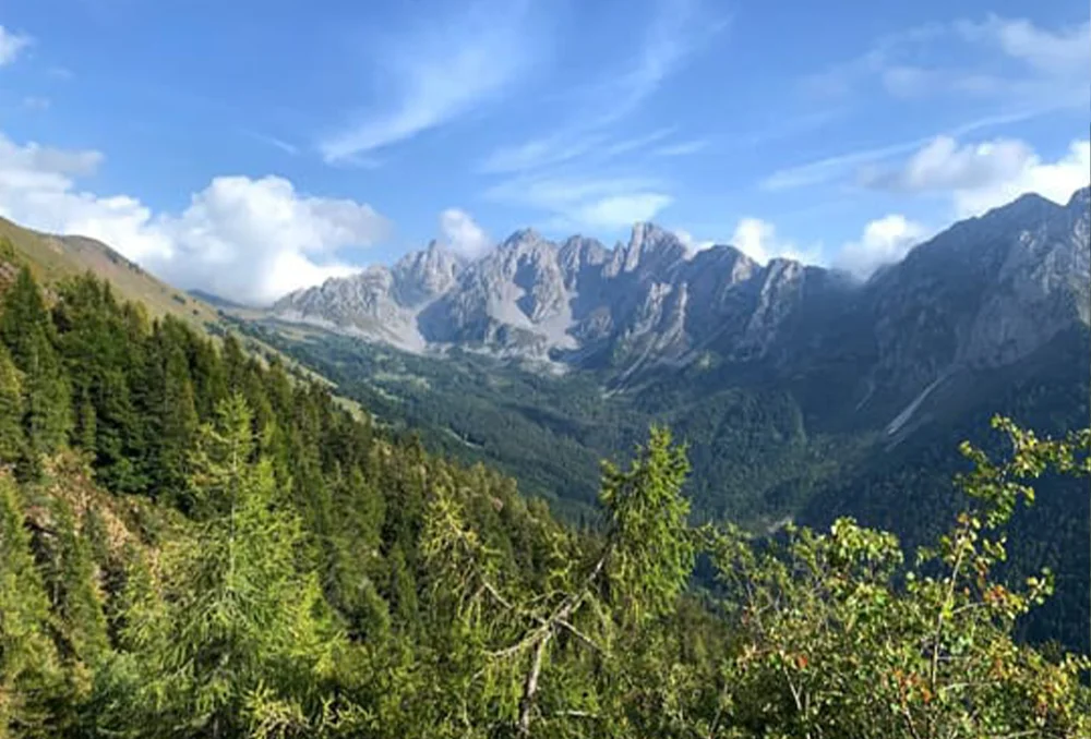 Fietsen in de Italiaanse Alpen langs bergen en valleien